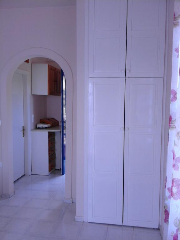 Aprilis Apartments Kionion Zewnętrze zdjęcie